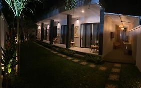 Queens Villa