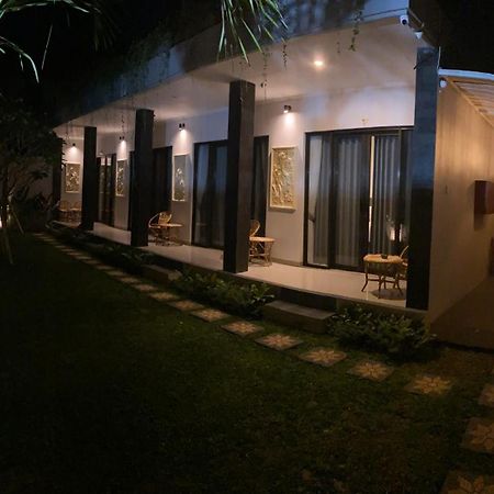Queens Villa Seminyak  Exterior photo