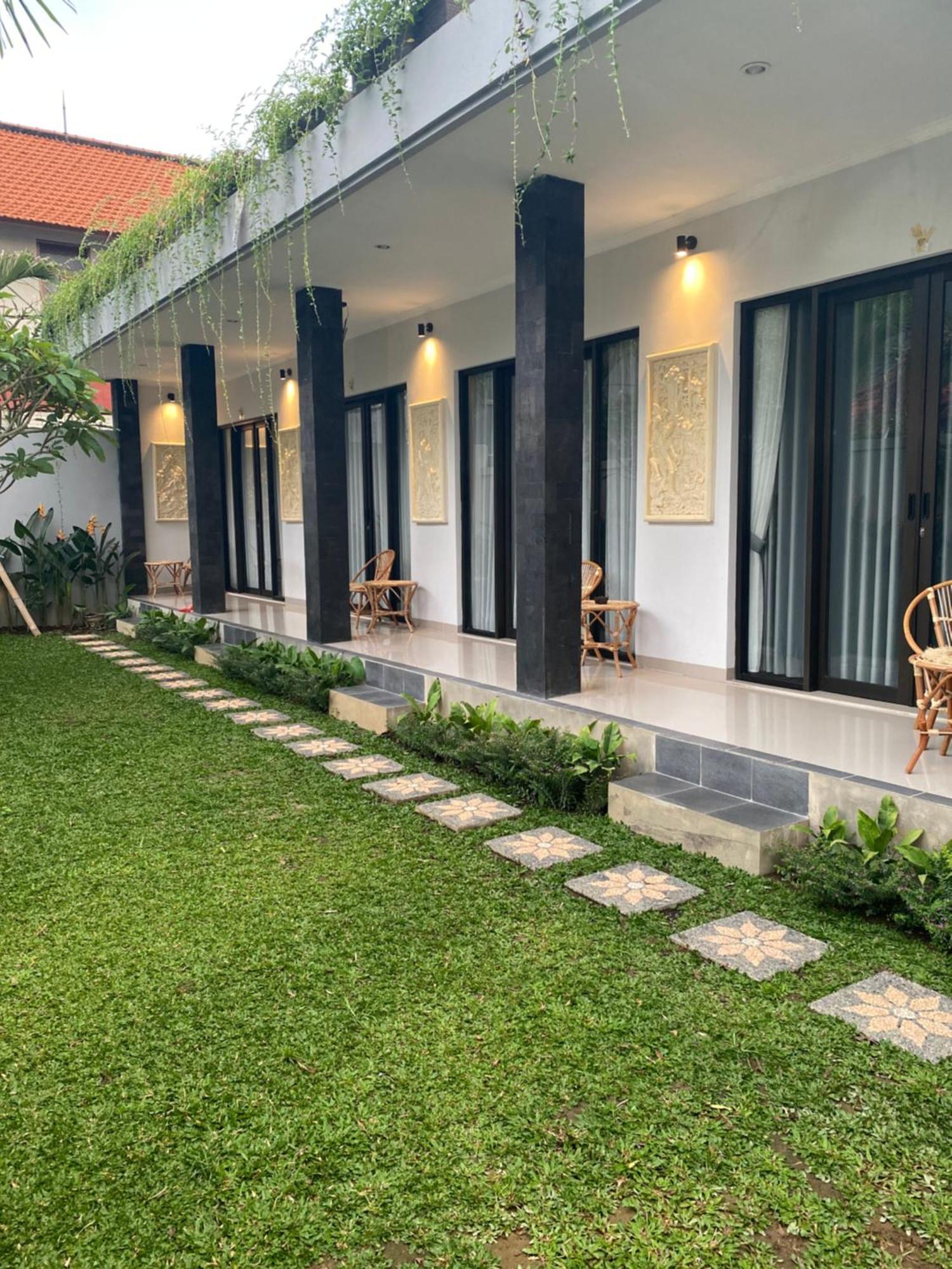 Queens Villa Seminyak  Exterior photo